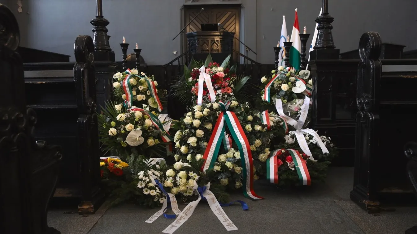 "Csak hálásak lehetünk, hogy ismertük" - eltemették Keleti Ágnest - Galéria