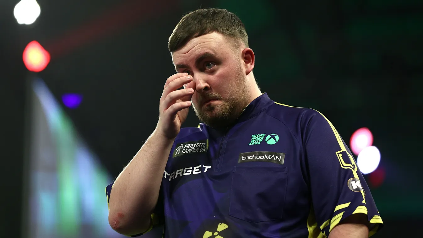 Elsírta magát a 17 éves világbajnok a családja előtt