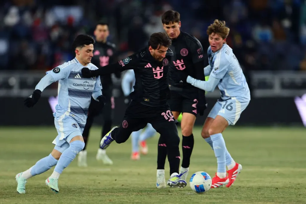 Messi (középen) gólja döntött