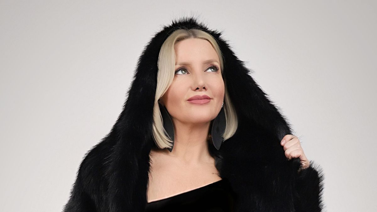 Miss Bee kirobbanó formában: „Büszke vagyok rá, hogy a mérleg 55 kilót mutat alattam”