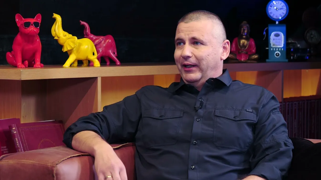 Személyes luxus? Ez is oka volt Ruszin-Szendi leváltásának