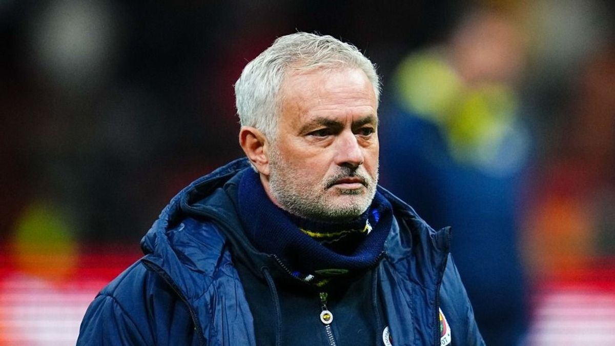 Hiába védték meg, Mourinho nagyon súlyos büntetést kapott