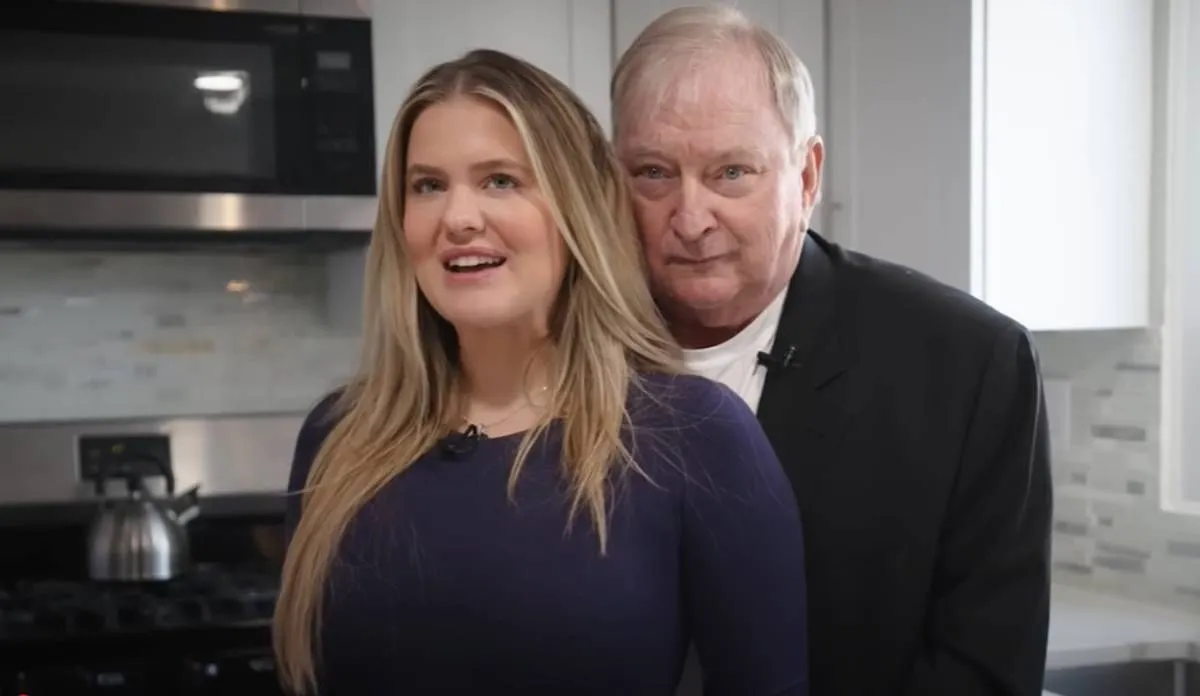 Tiffany, Jim, korkülönbség, YouTube