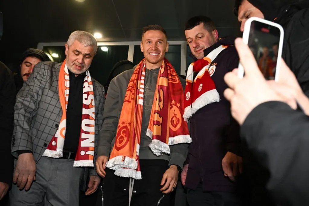 Przemyslaw Frankowski, Sallai Roland