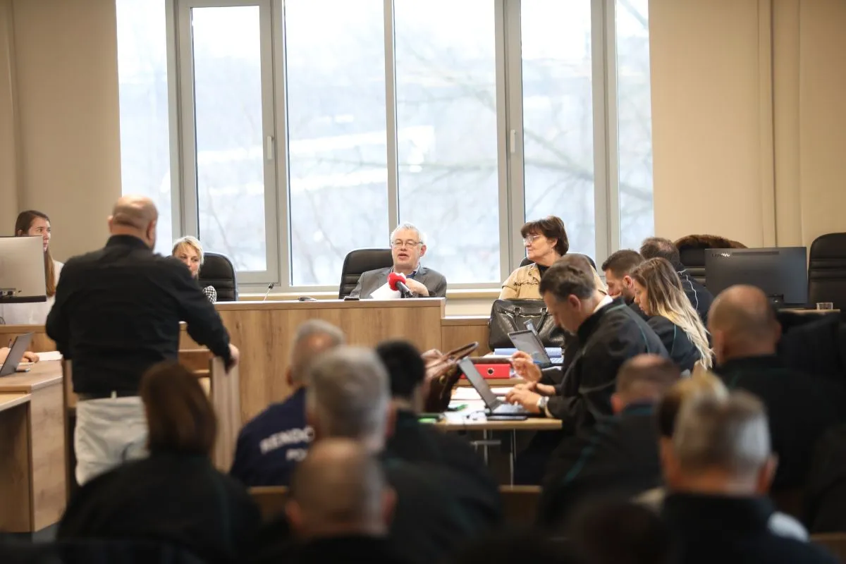 ??? debreceni autóbaleset ???