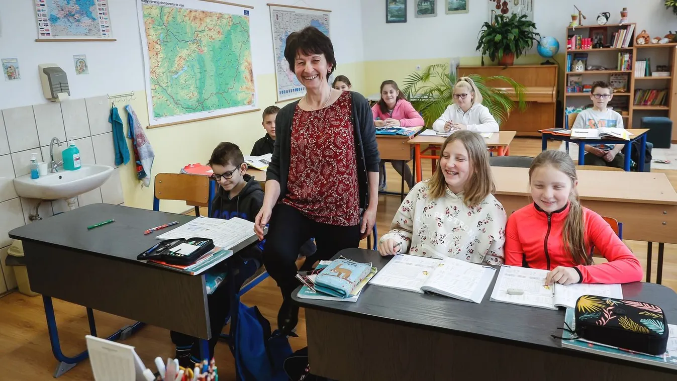 Béremelést kaptak ismét a tanárok, ennyit keresnek most