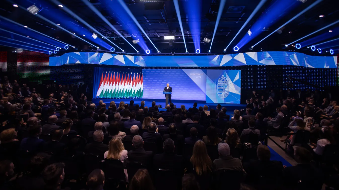 Orbán Viktor: A falu nem kísérleti terep, hanem örökség!