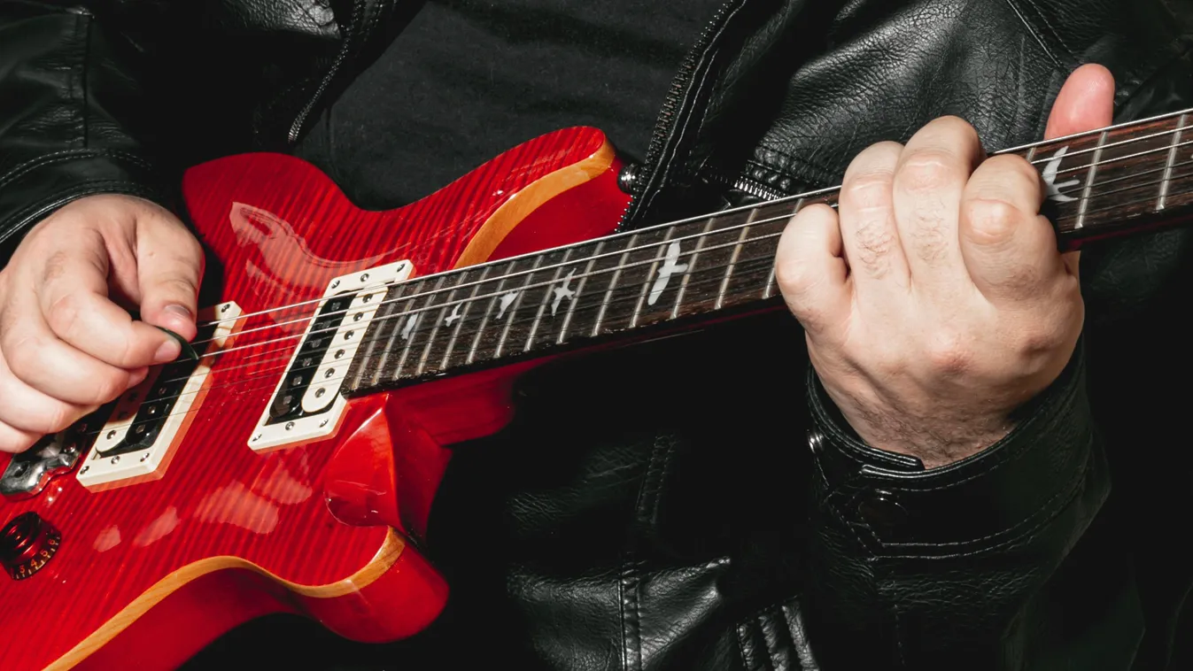 A legendás énekes bevallotta: évek óta küzd a rákkal