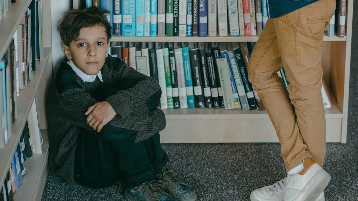 Sírva könyörgött a fiú, hogy ne kelljen iskolába mennie