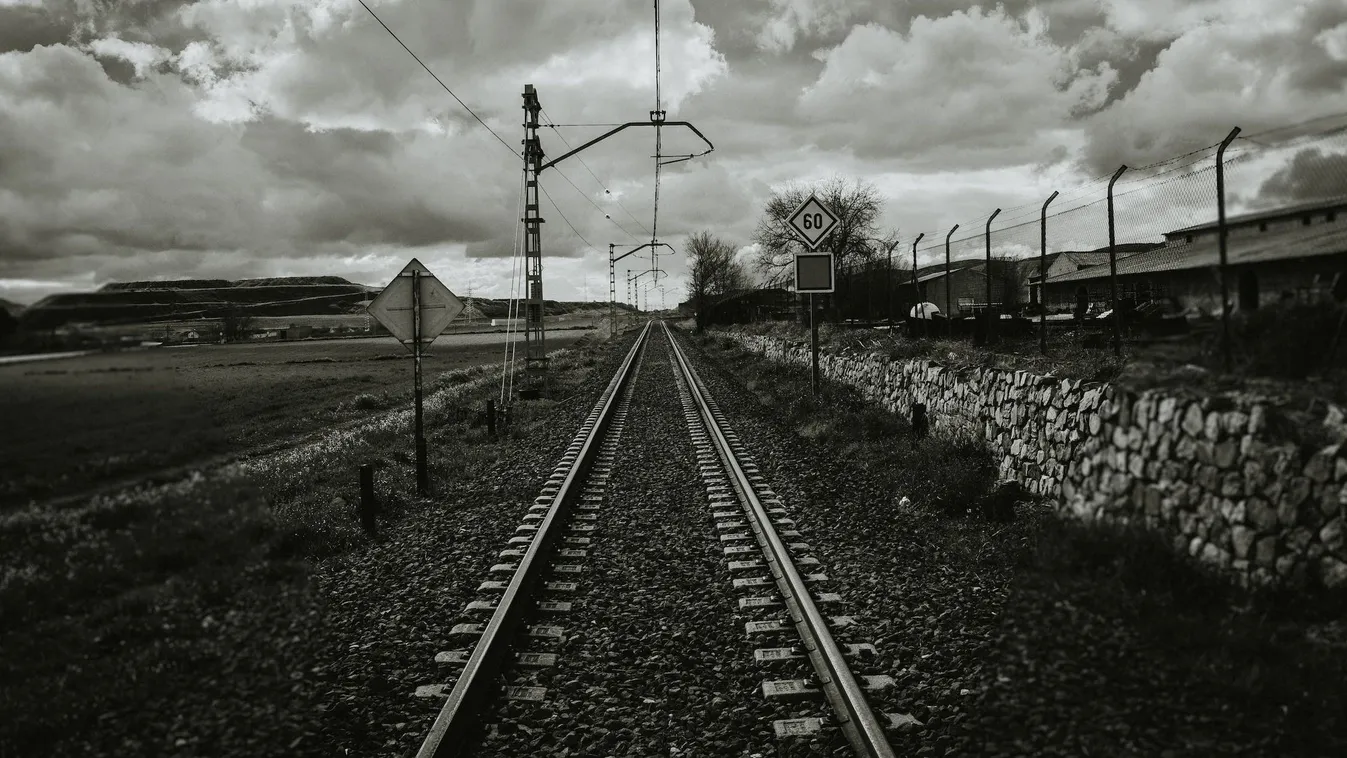 Két tragikus és egy rejtélyes vonatbalesettel indult a hét