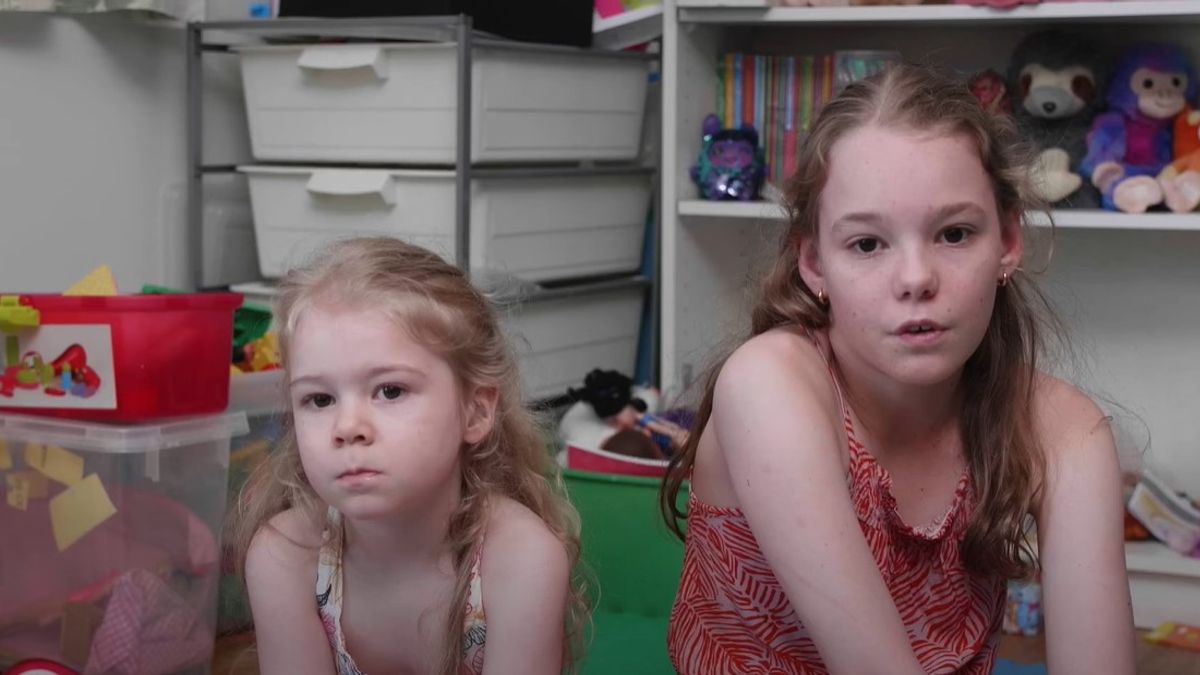 Kegyetlen kór: "A napfény is megölheti a kislányaimat"