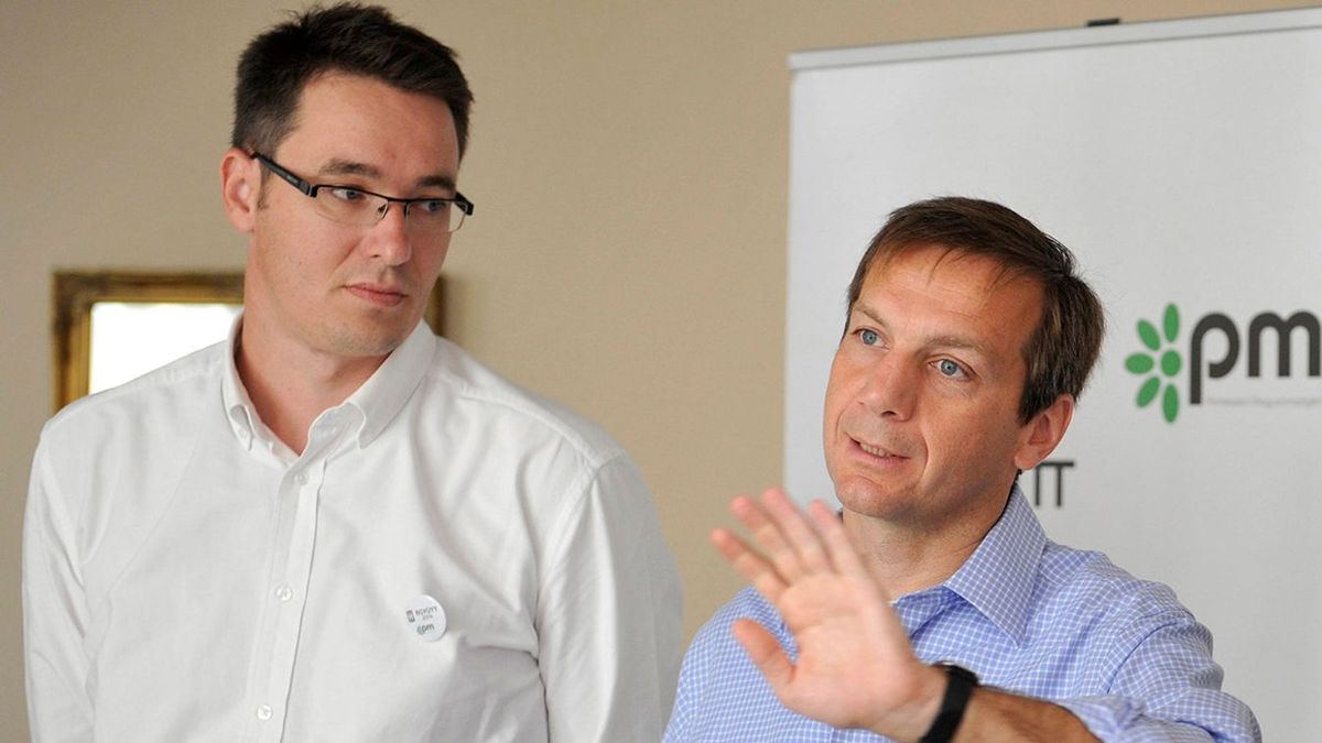 Milyen külföldi szervezetek állnak Karácsony mögött?