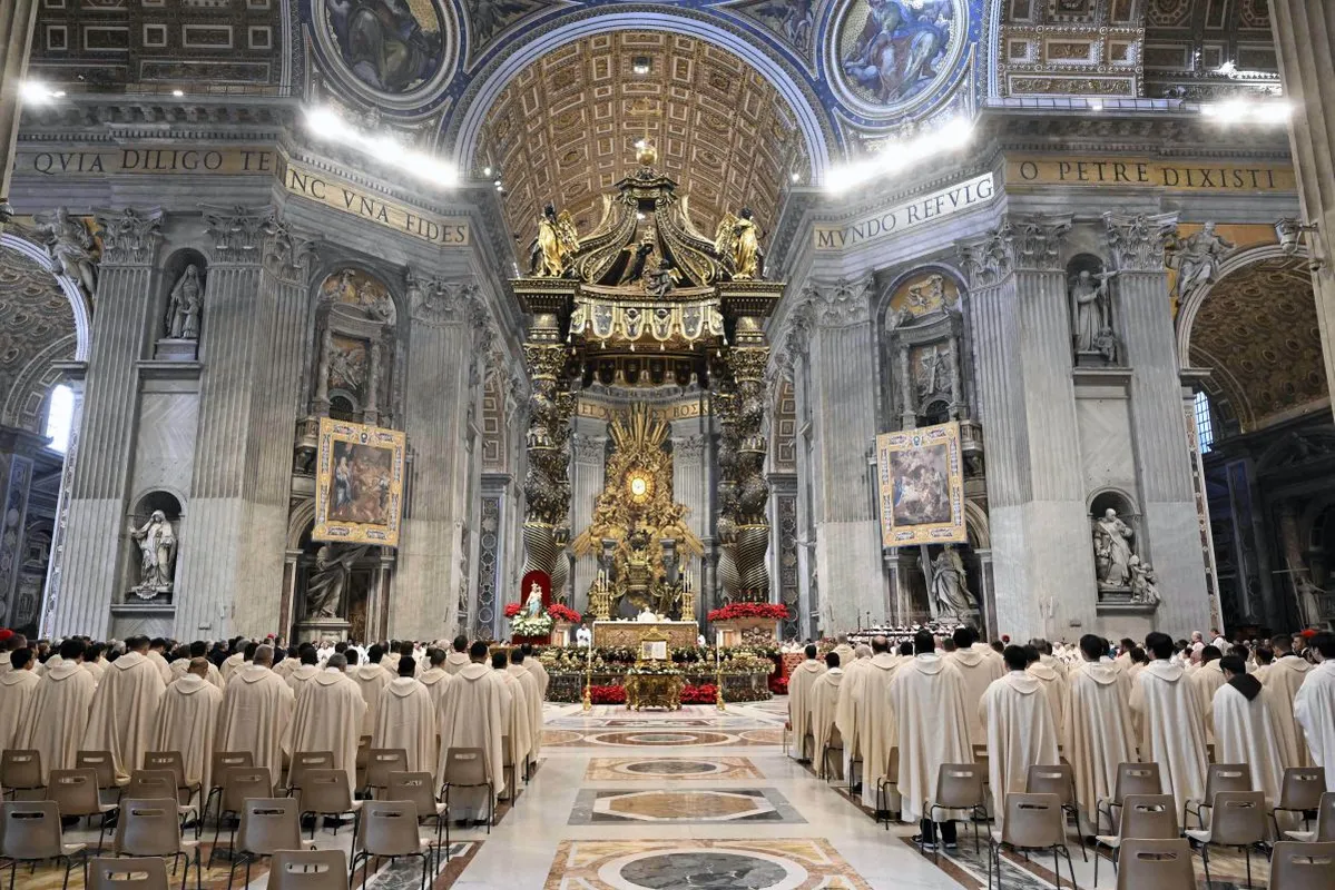 VATICAN - POPE FRANCIS PRESIDES OVER MASS IN ST PETER S BASILICA - 2025/1/1