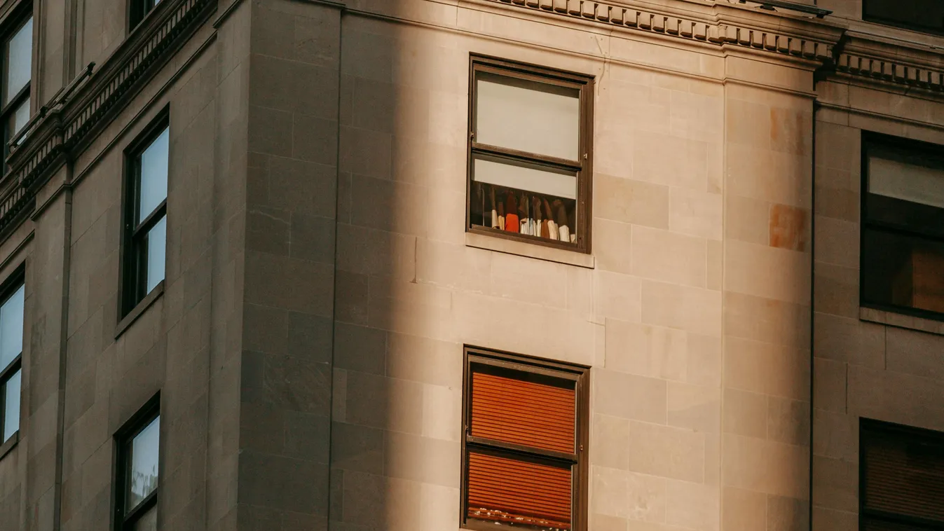 Kizuhant a harmadikról és életét vesztette egy férfi