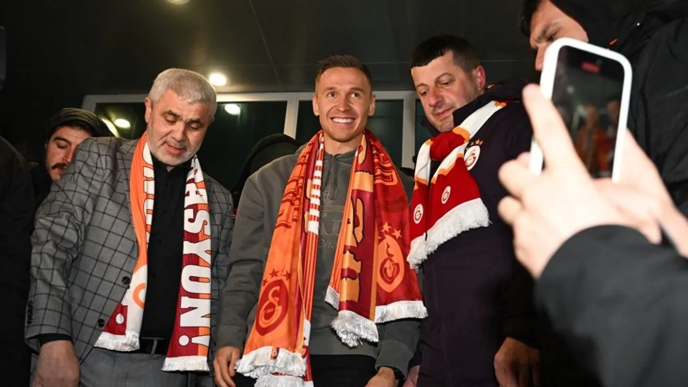 Sallai nem lehet nyugodt, válogatott posztriválist kapott