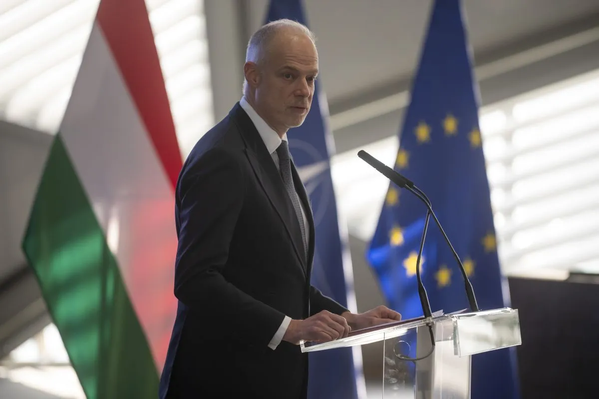 SZALAY-BOBROVNICZKY Kristóf