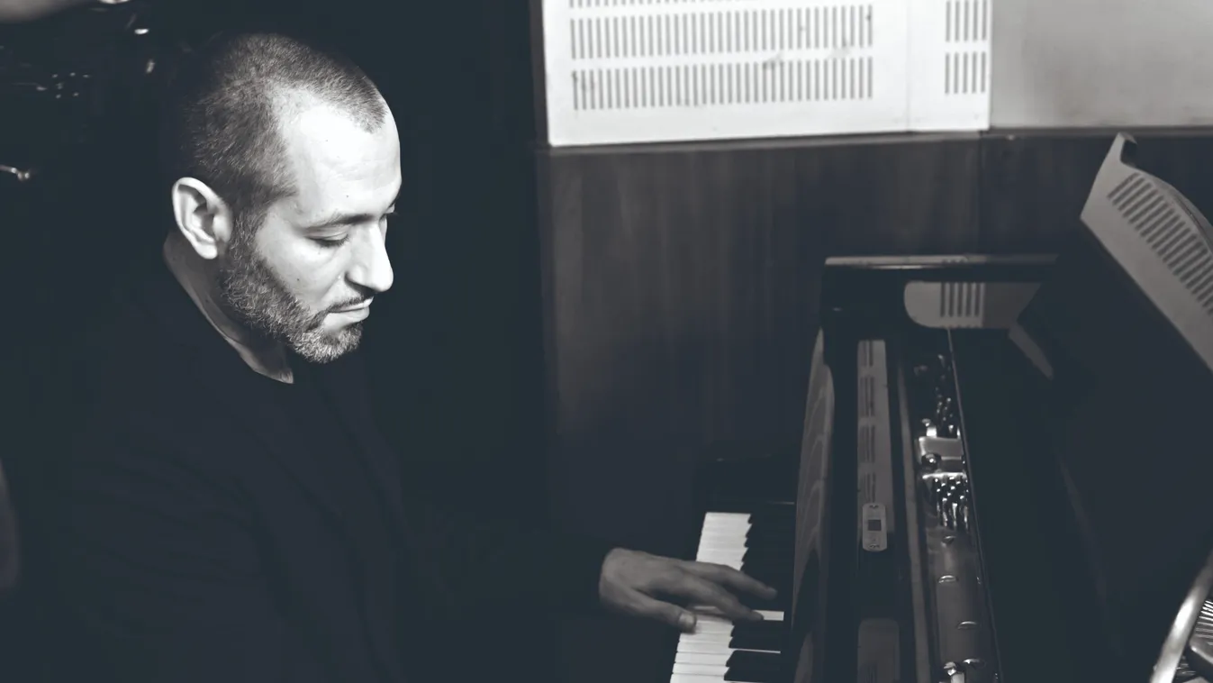 Fehér Gábornak a család az első