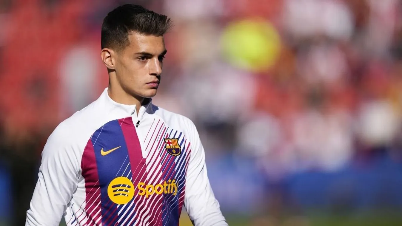 Váratlan fordulat, magyar focista ír alá az FC Barcelonánál