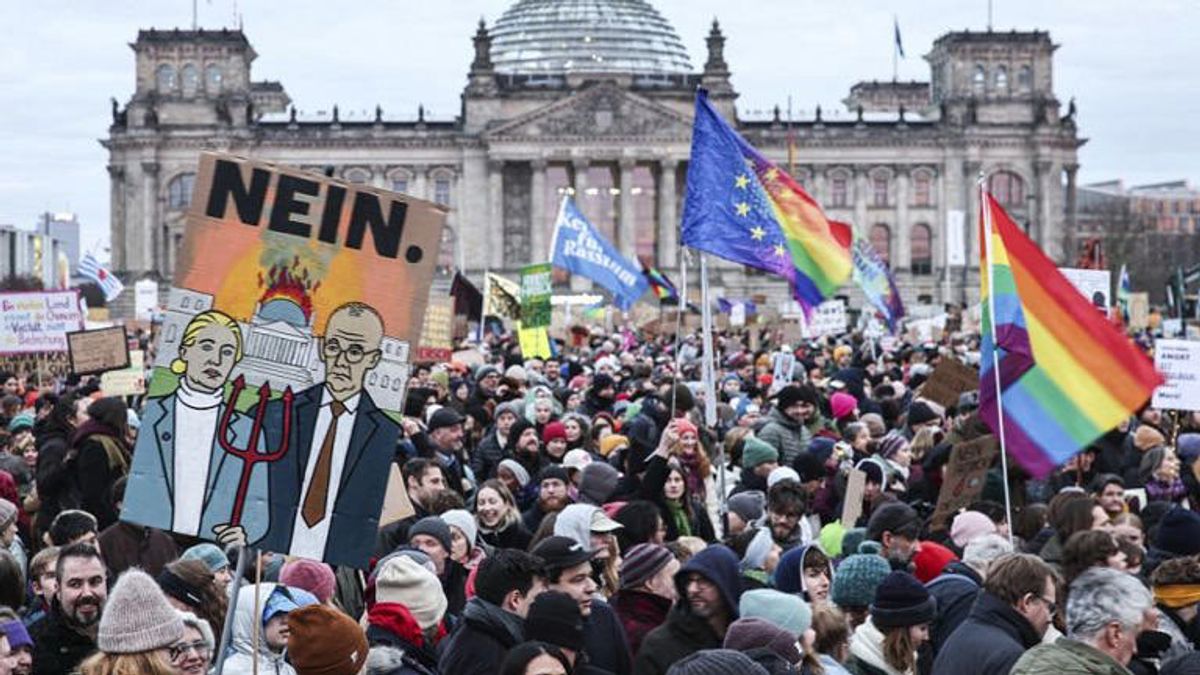 Soros György és civil szervezetei újra Európát támadják!