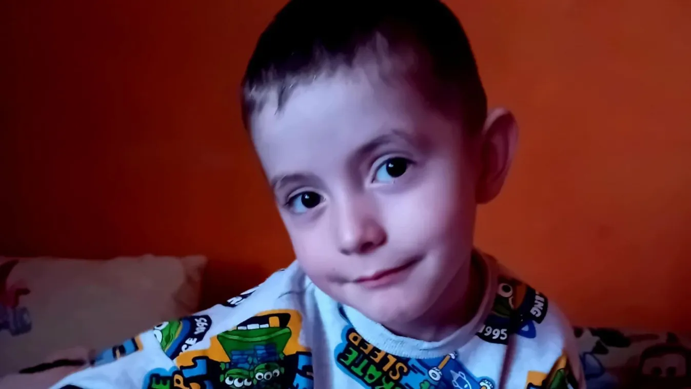 Tomika gyógyulására gyűjtenek a mesehősök