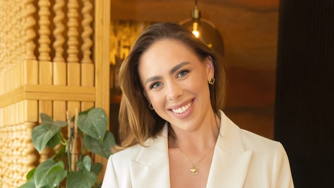 Plasztikával vádolják a TV2 sztárját - Fotó