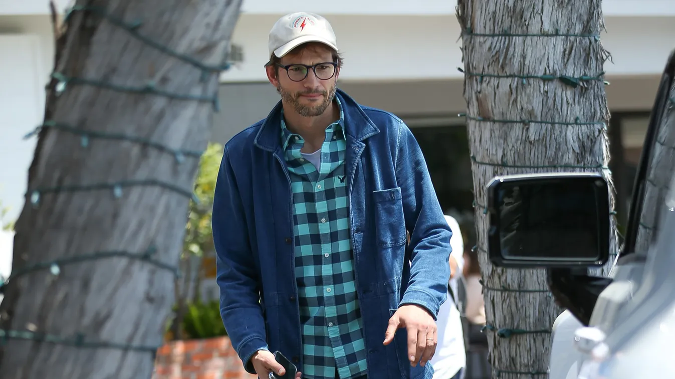 Ashton Kutcher 47 éves lett