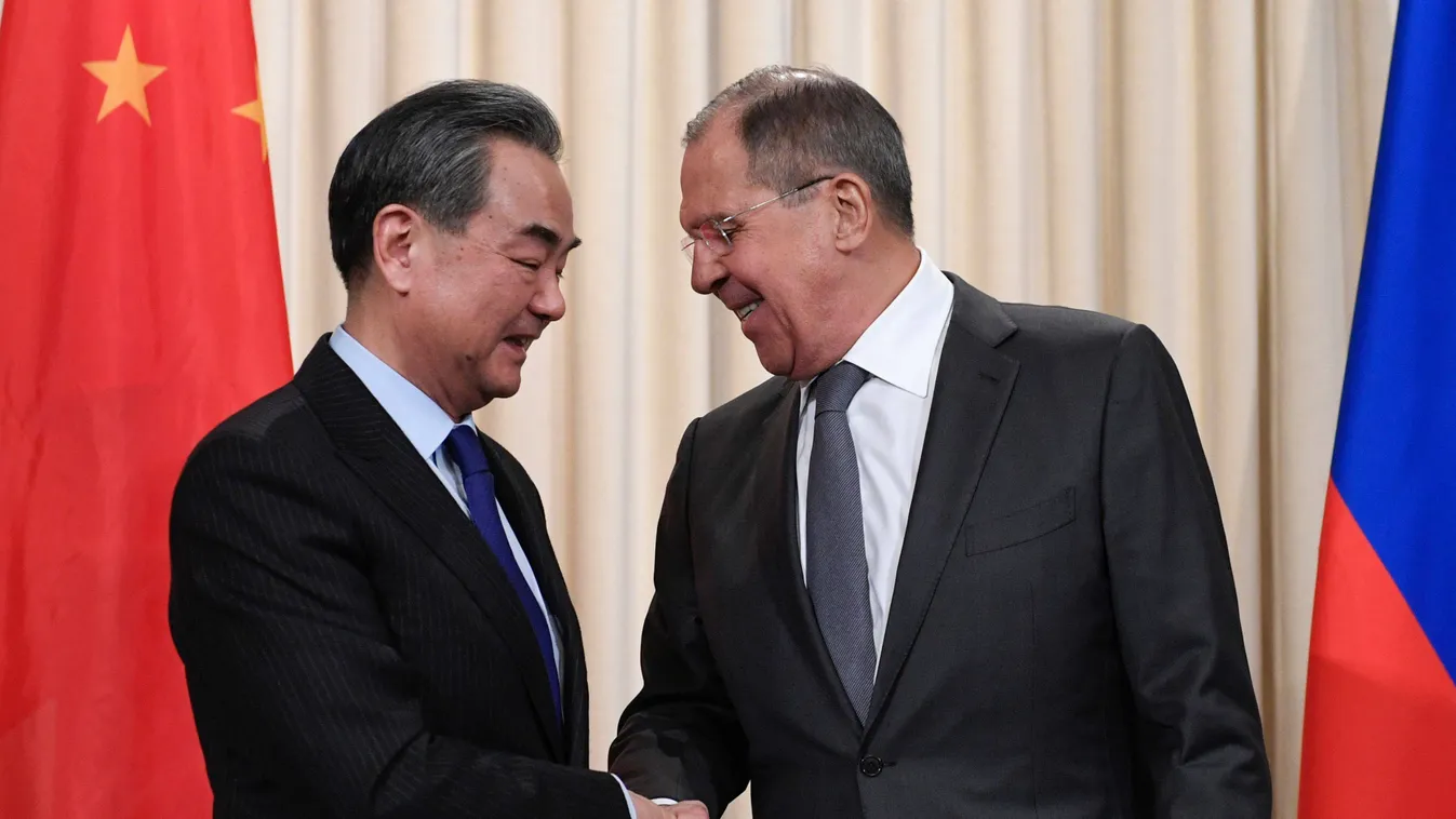 Kína támogatja az orosz-amerikai tárgyalásokat