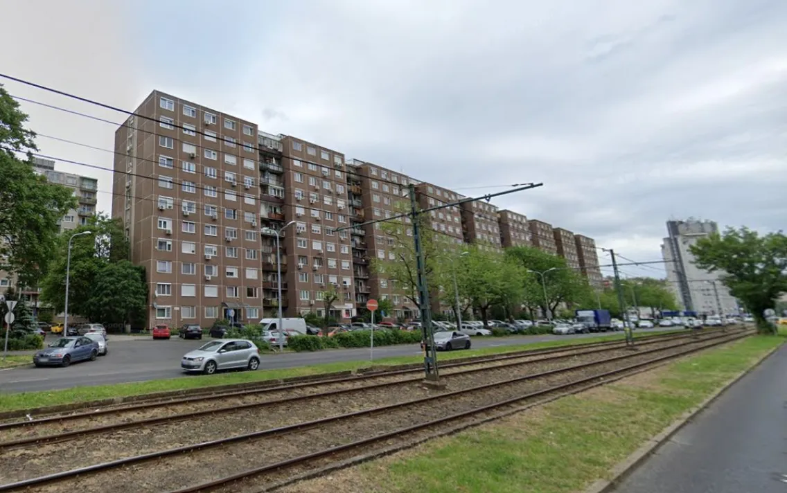 bűz a társasházban