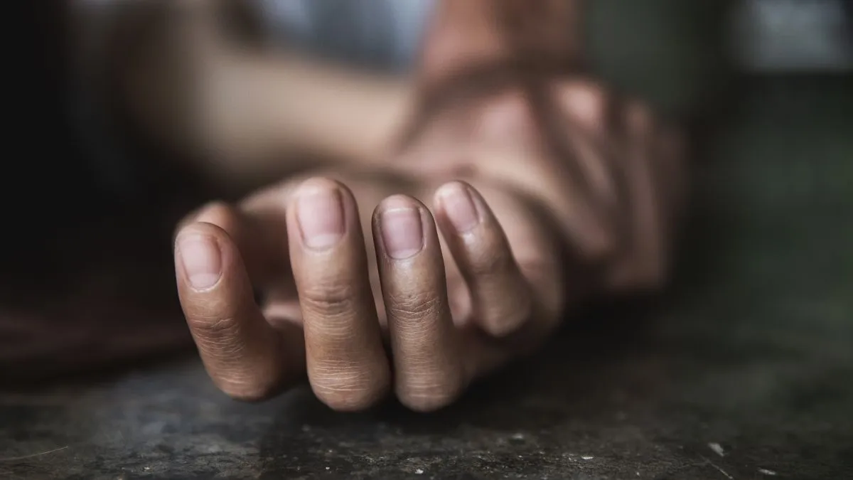 Man's,Hand,Holding,A,Woman,Hand,For,Rape,And,Sexual