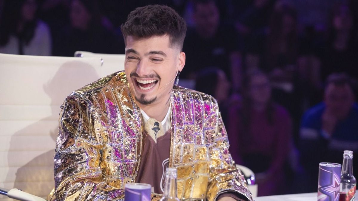 L.L. Junior után Marics Peti is a nadrágja miatt került kínos helyzetbe a színpadon