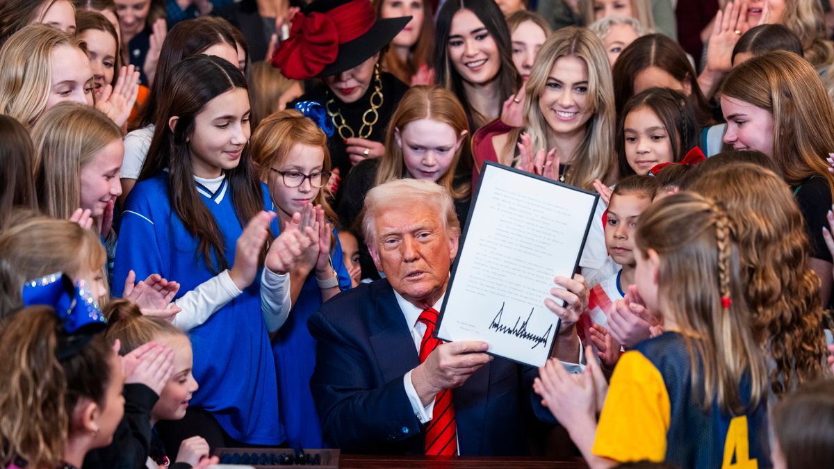 Donald Trump: „Nem nézzük tétlenül, ahogy a férfiak megverik a női sportolókat!” Itt az új rendelet