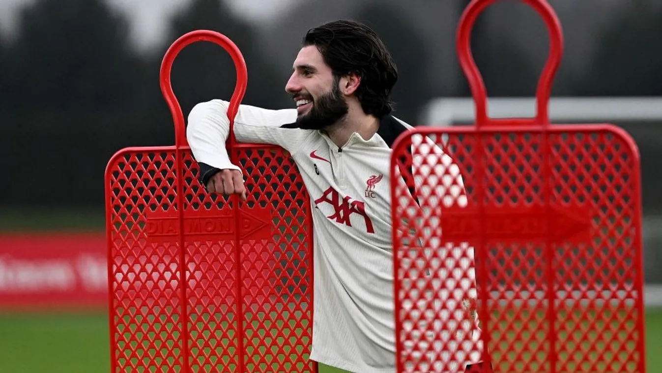 Szoboszlai edzője tesz a kritikákra, döntött légiósunkról