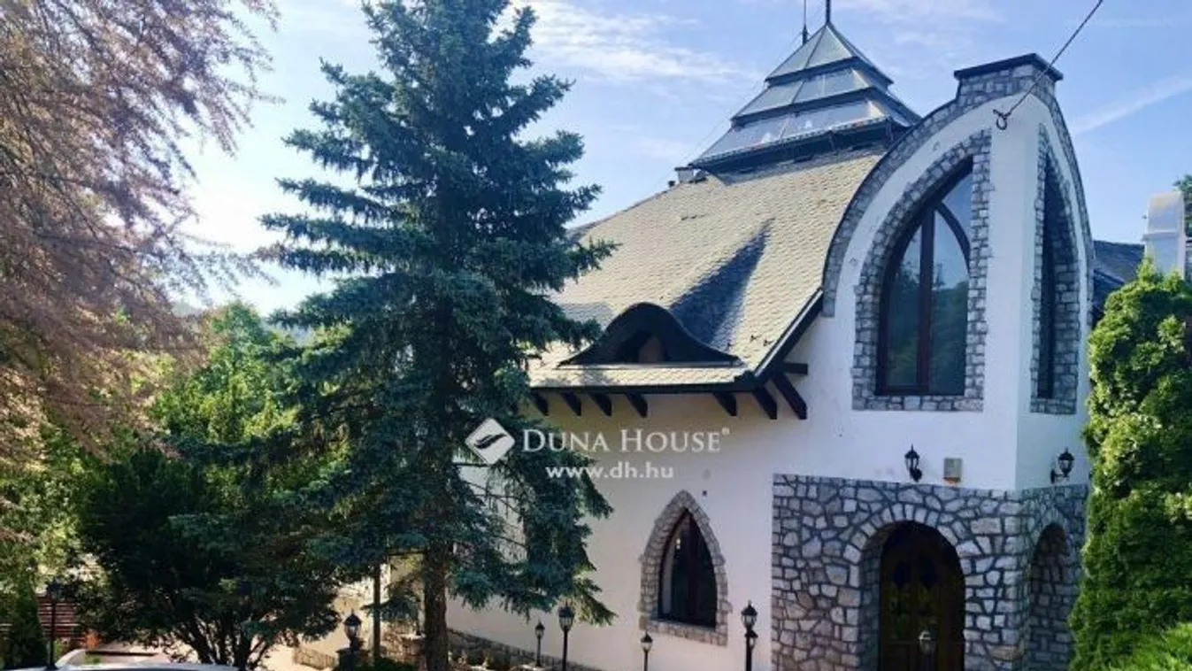 Micsoda? Árulják a szarvaskői Makovecz-remekművet?!