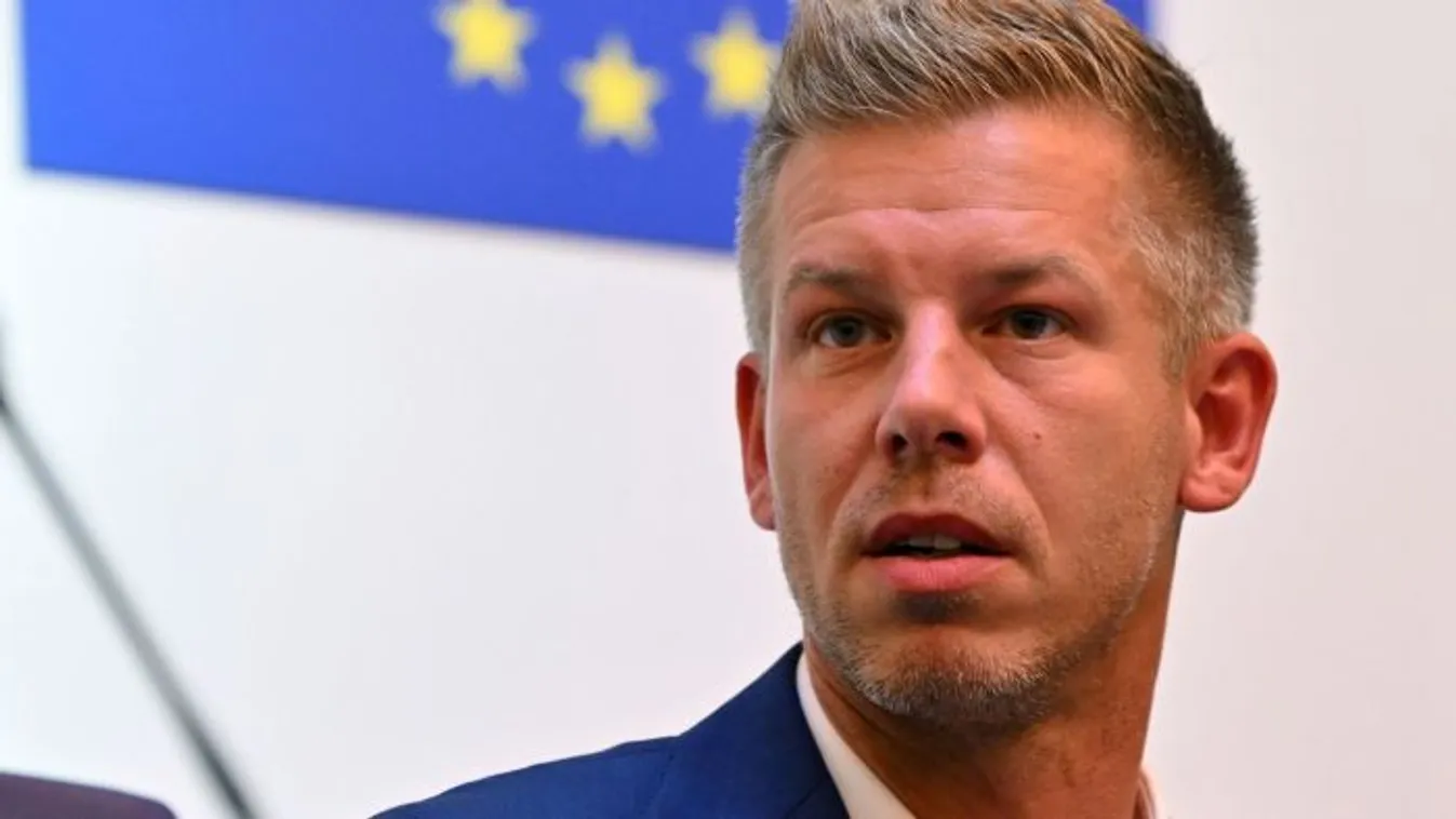 Magyar Péter villámgyorsan összehozna egy államcsődöt