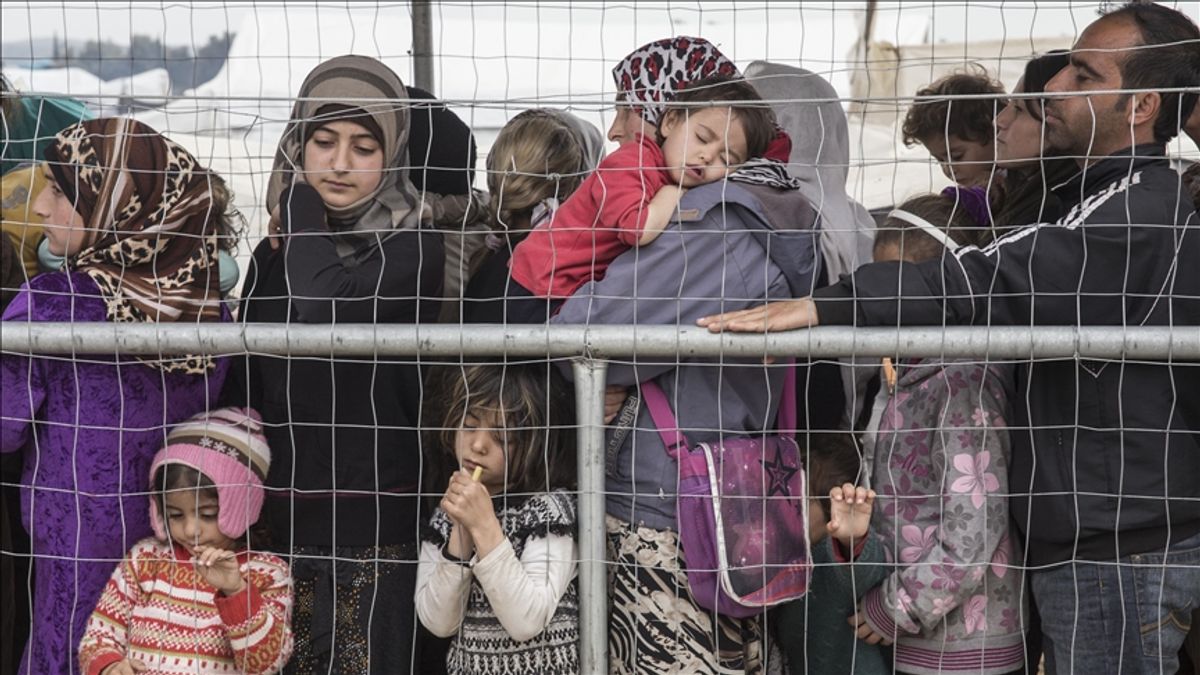 Ausztria lépni próbál a migránsáradat ellen