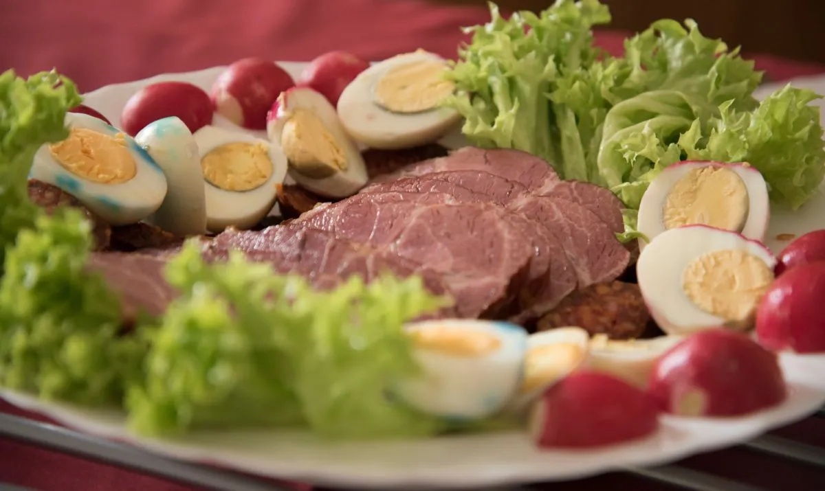 Húsvéti sonka Traditional,Hungarian,Easter,Food,On,A,Table