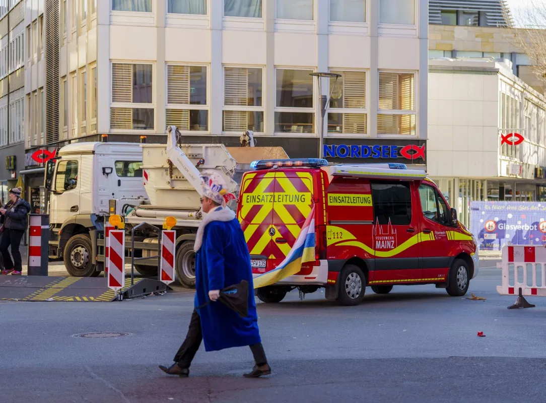 Szemeteskocsik Mainz - Carnival parade in Mainz