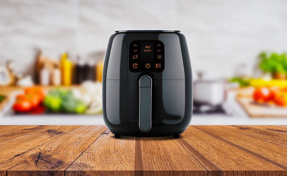 Air Fryer,Machine,Cooking,Potato,Fried,In,Kitchen.,Lifestyle,Of