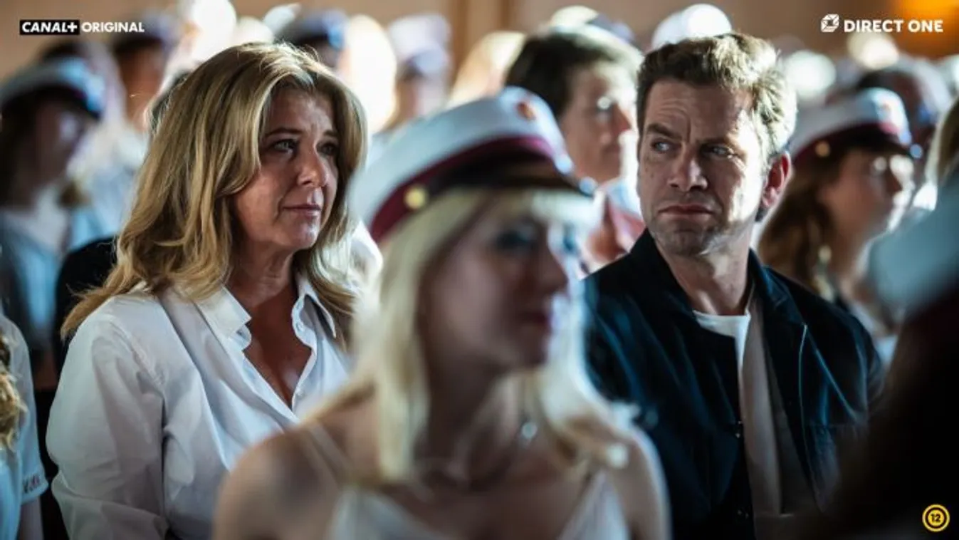 Földönkívülinek hitték a repülőn az európai filmcsillagot