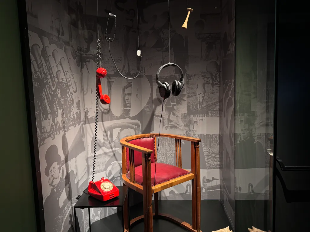 Magyar Zene Háza Listen. kiállítás