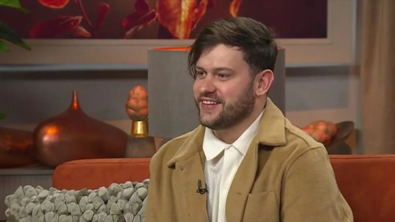 Megszólalt gyermeke születése előtt Szabó Ádám