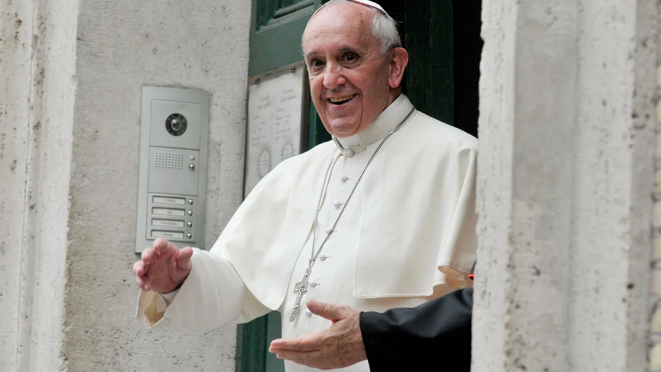 Fontos hírt közölt Ferenc pápáról a Vatikán