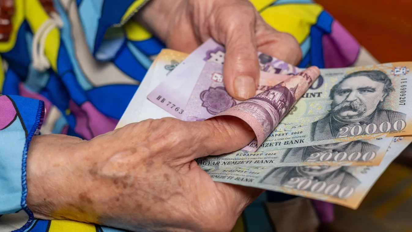 Nyugdíj-kompenzációt jelentett be Nagy Márton