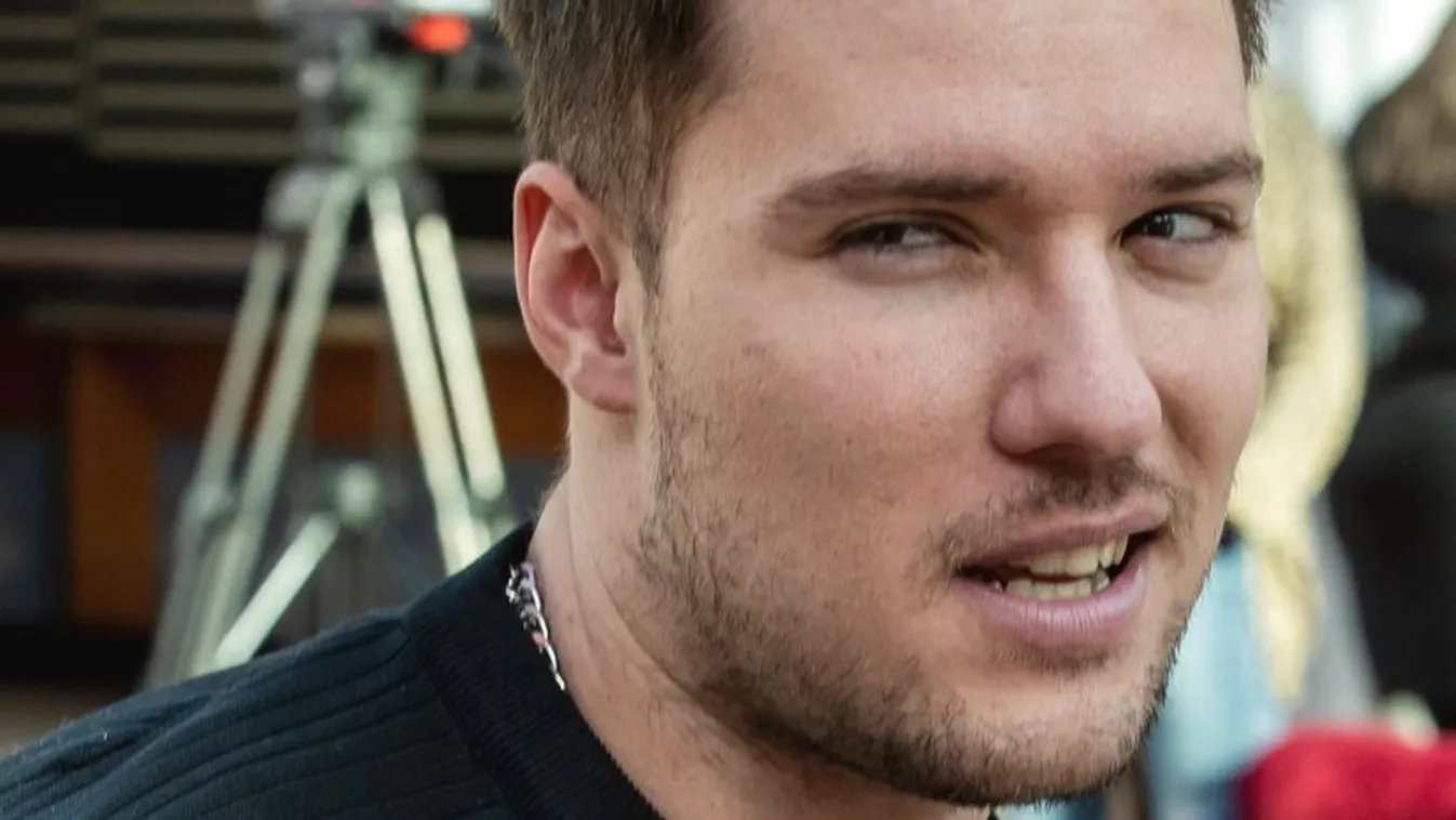 Valkusz Milán vodkanarancsban ismeri a mértéket