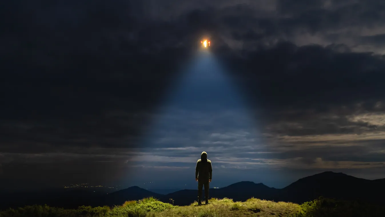 Megmagyarázhatatlan jelenség bukkant fel az égbolton