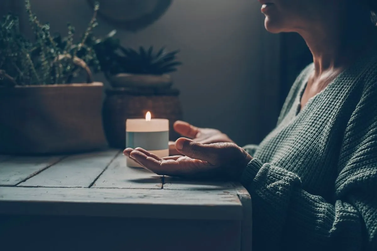 Woman,At,Home,In,Zen,Meditation,Activity,And,Candlelight,In