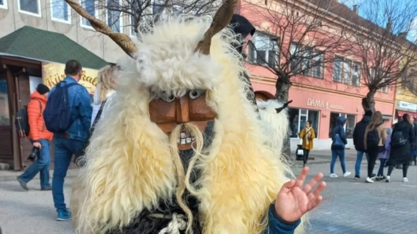 Ő volt a busójárás legkisebb sztárja