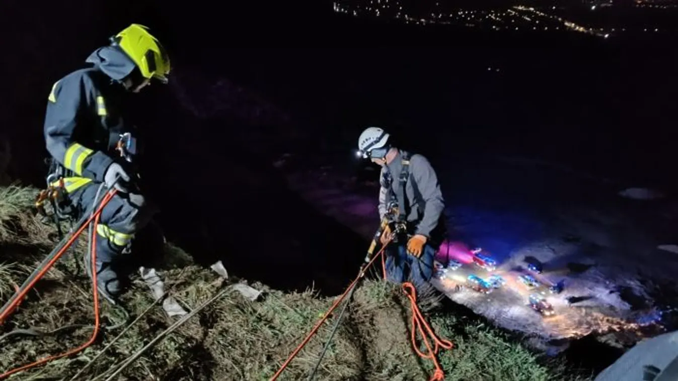 Szakadékból mentettek egy férfit, tragédia lett a vége