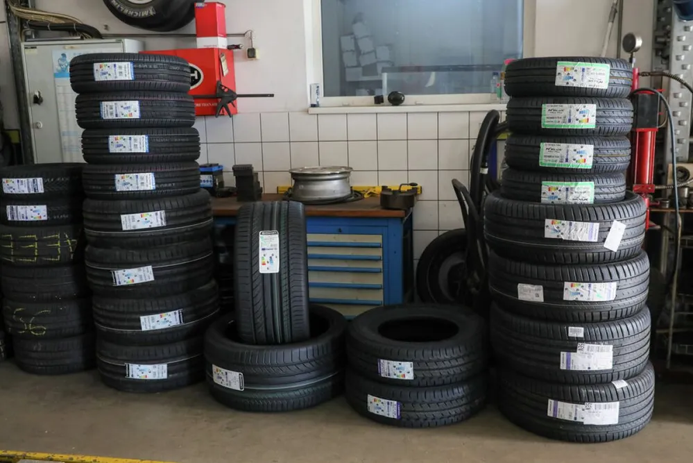 nyári gumi nyárigumi abroncs kerék 