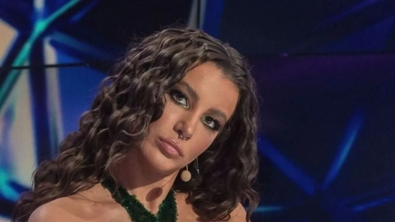 Tóth Andi izmos hasánál szexibbet ma már nem látsz!